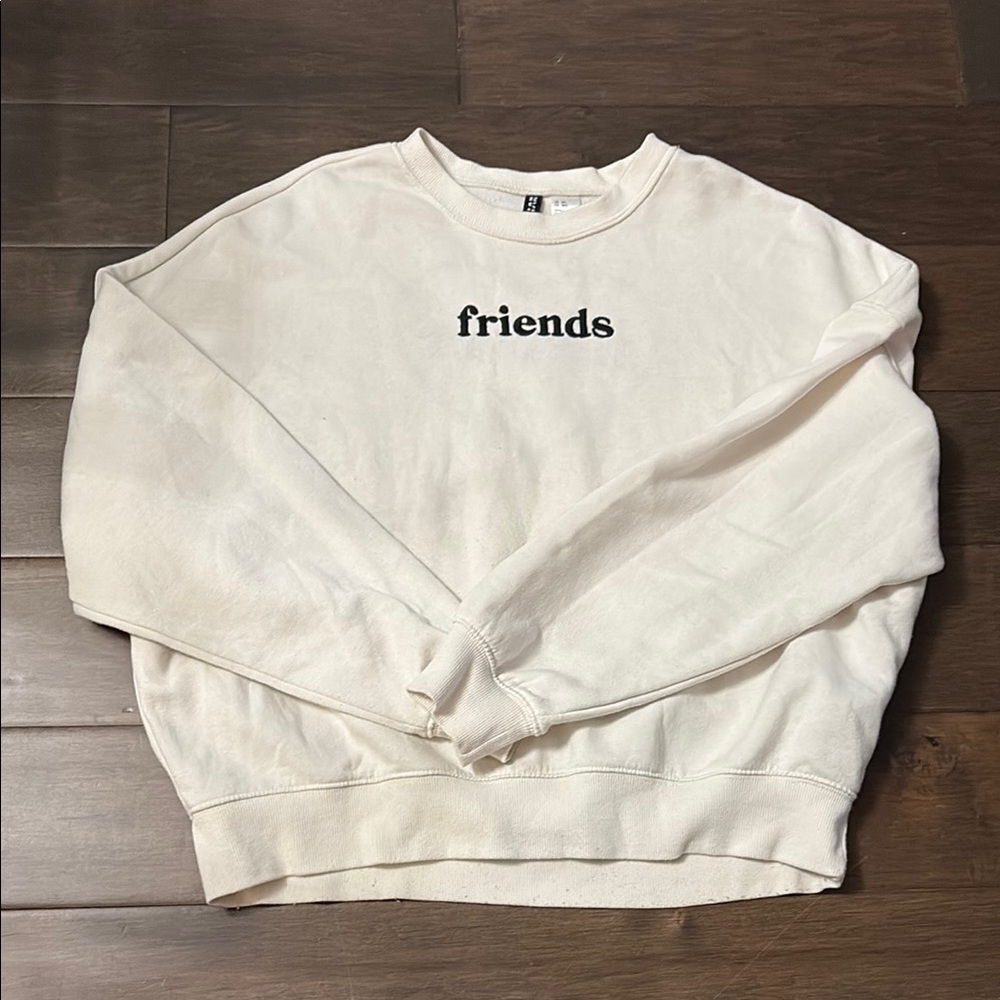 H&M women’s pullover White Friends forever heart Sweater